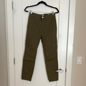 GAP Women's Olive Cargo Pants
